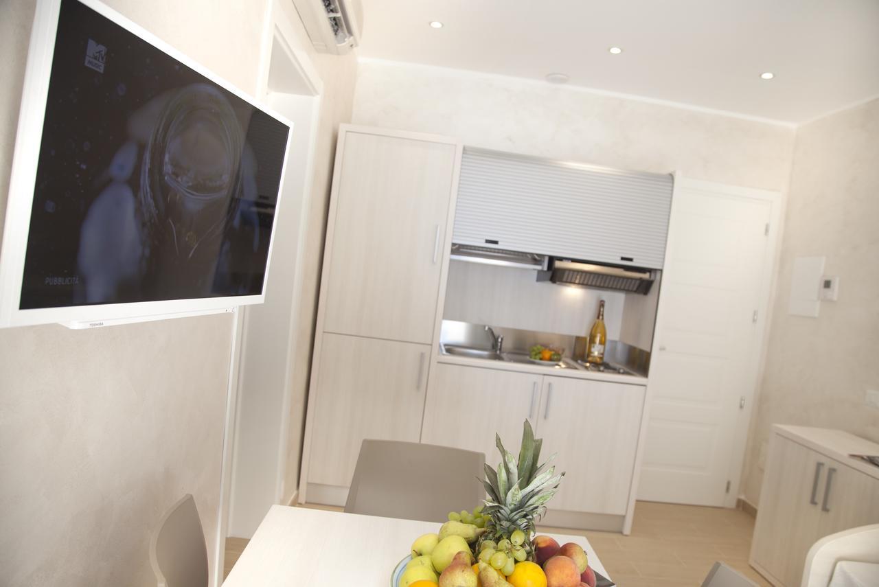 Marina Beach Suite Hotel Rimini Kültér fotó