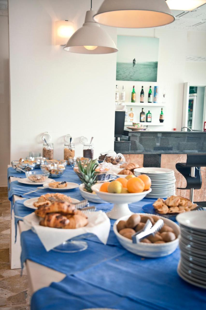 Marina Beach Suite Hotel Rimini Kültér fotó