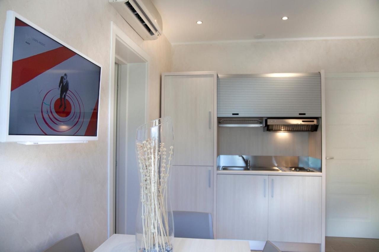 Marina Beach Suite Hotel Rimini Kültér fotó