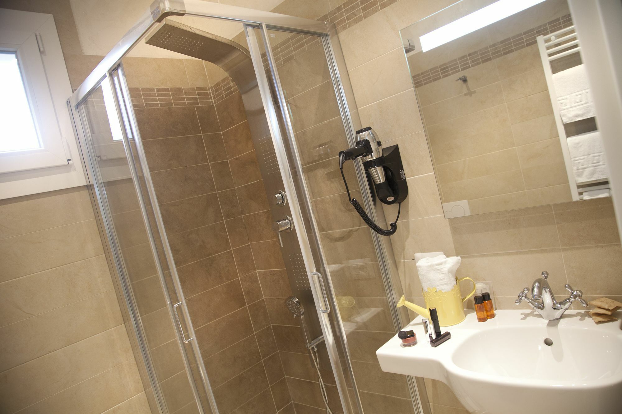 Marina Beach Suite Hotel Rimini Kültér fotó